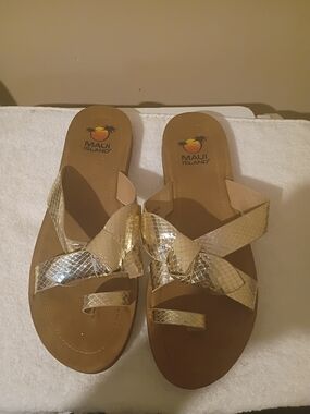 Maui Island Women's Gold Cross-Strap Slide Sandals